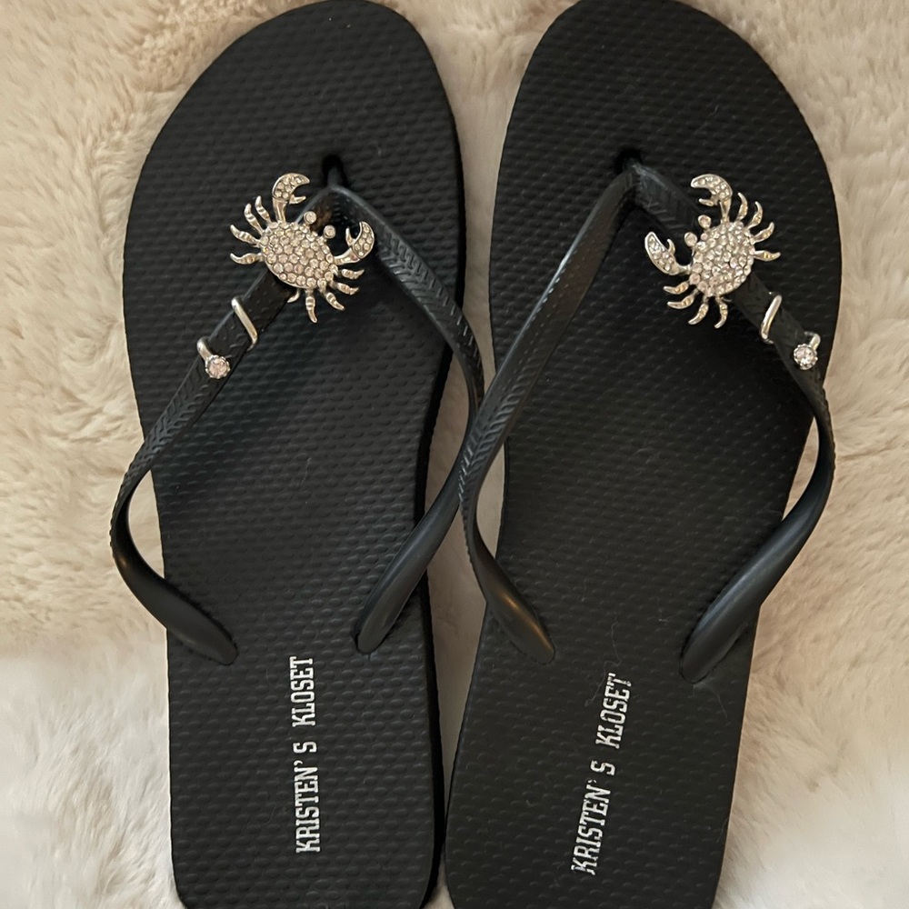 Kristen’s Kloset Womens flip flops